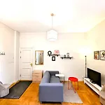 Dzirnavu Downtown Apartment In City Center